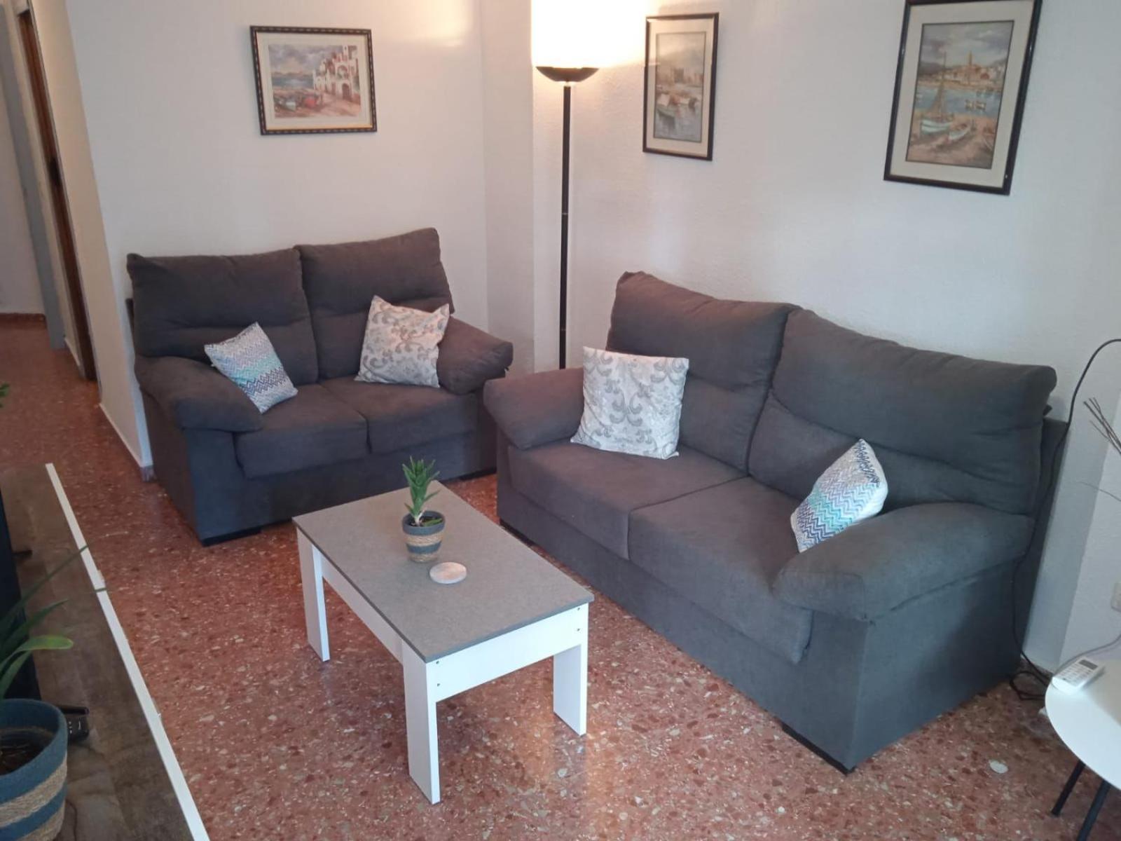 Edificio Gijon Newly Renovated Two-Bedroom Apartment Benidorm Bagian luar foto